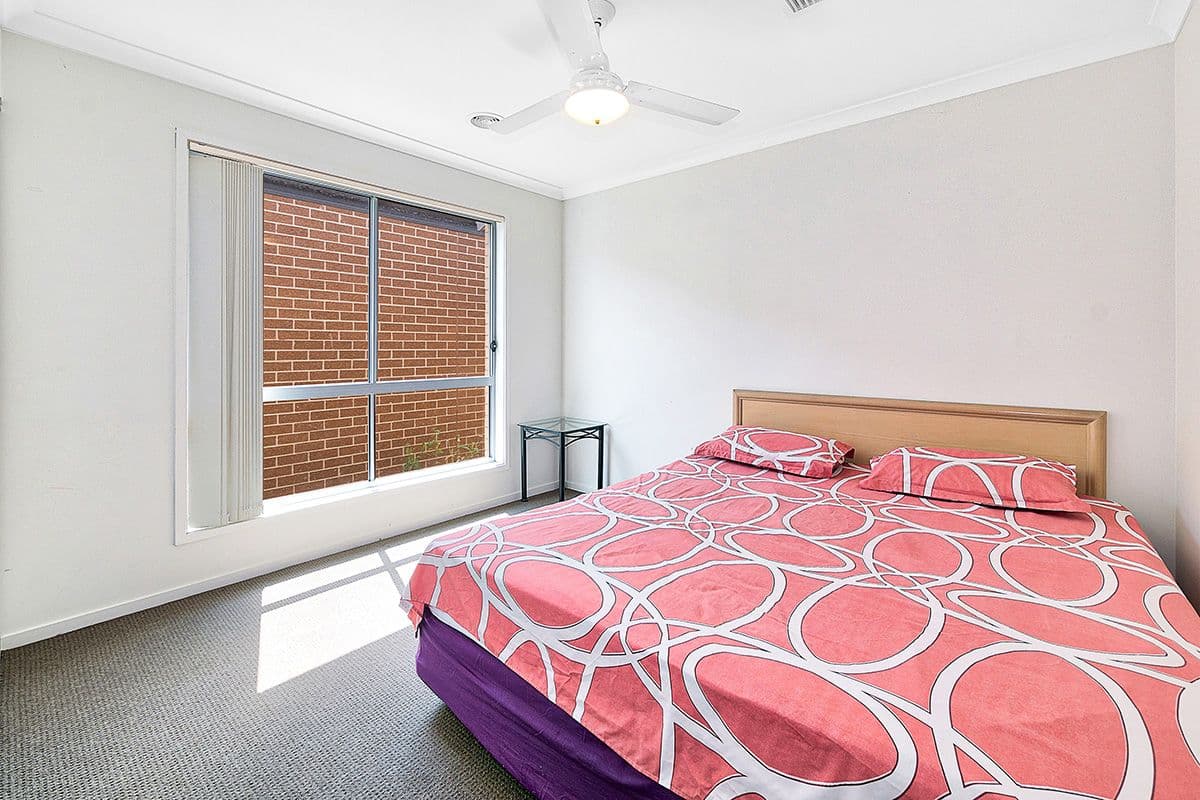 40 Glenelg Street, Clyde North VIC 3978, Clyde North - Thumbnail 2