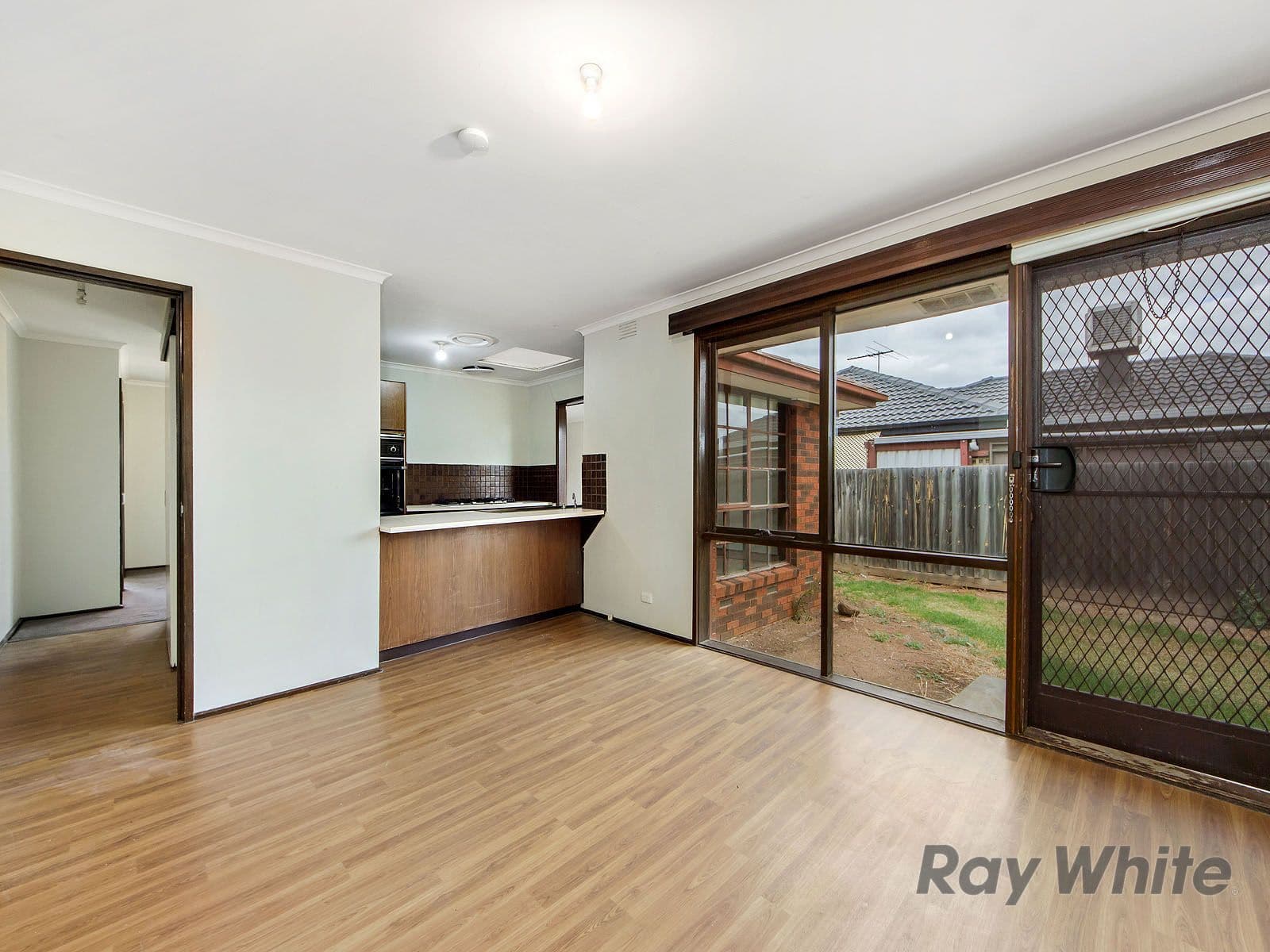 31 Browne Avenue, St Albans VIC 3021, St Albans - Thumbnail 4