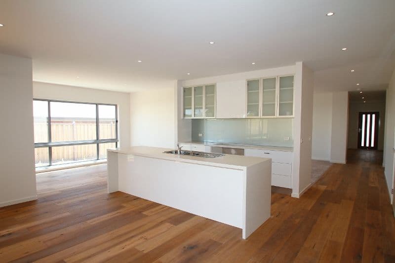 34 Wagtail Way, COWES VIC 3922, Cowes - Thumbnail 2