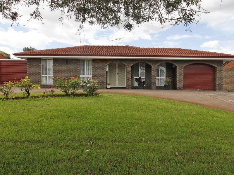 9 Maguire Avenue, BEECHBORO WA 6063, Beechboro - Thumbnail 2