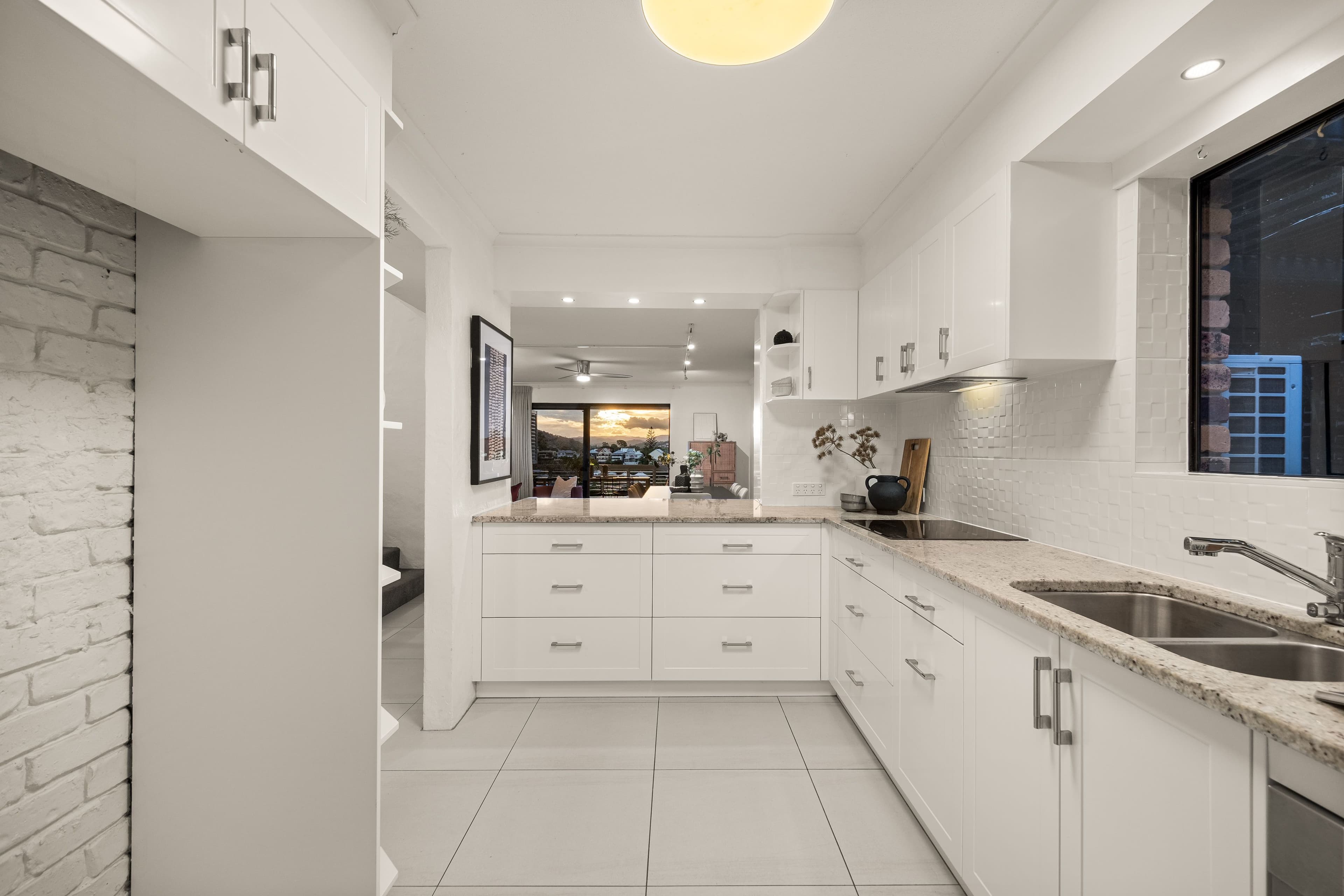 16 Wellington Road, Red Hill QLD 4059, Red Hill - Thumbnail 6