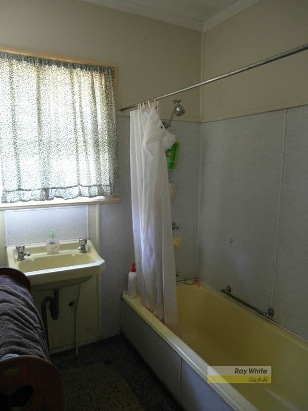 332 Webster Road, STAFFORD HEIGHTS QLD 4053, Stafford Heights - Thumbnail 4