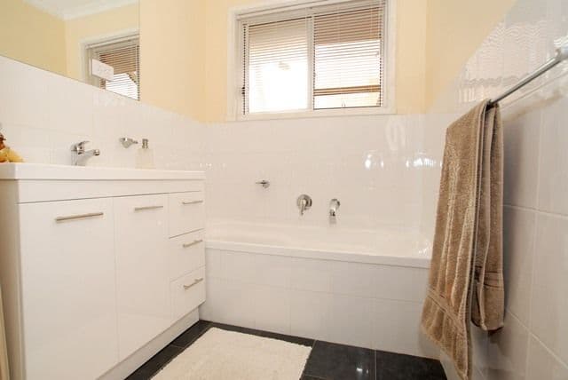 31 Barrot Avenue, HOPPERS CROSSING VIC 3029, Hoppers Crossing - Thumbnail 6