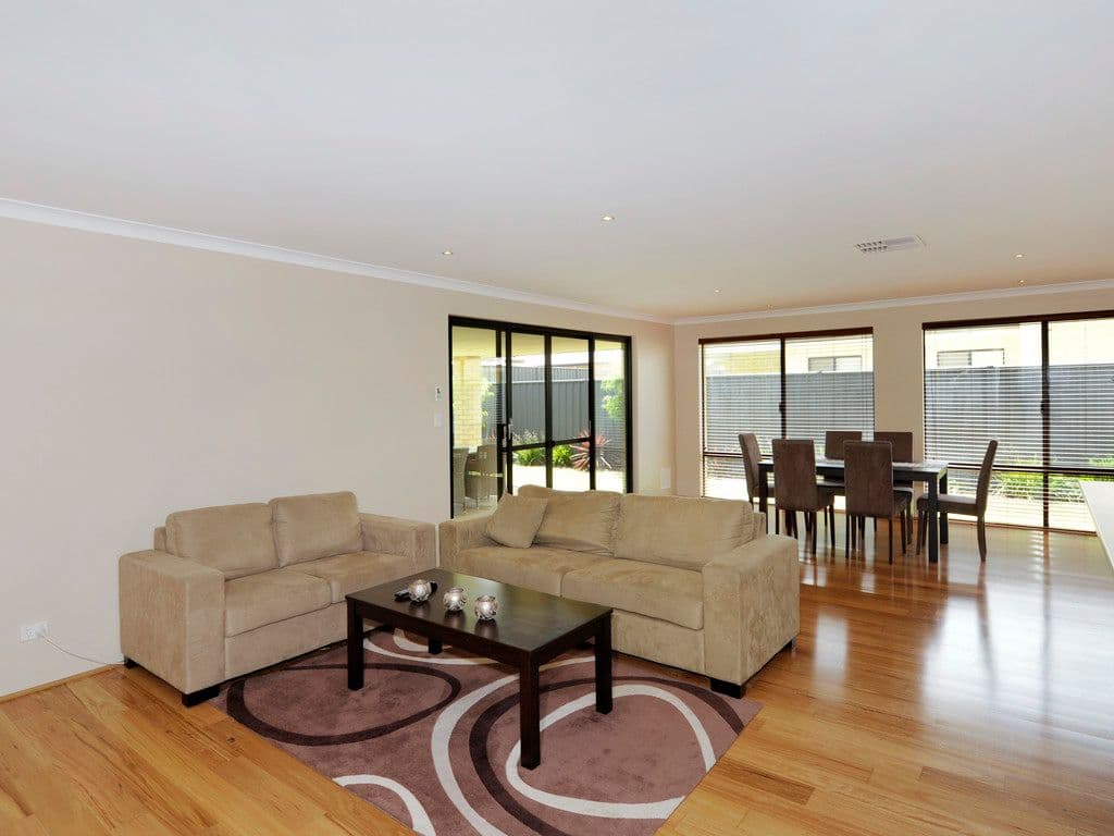 1 Olea Close, BALDIVIS WA 6171, Baldivis - Thumbnail 4