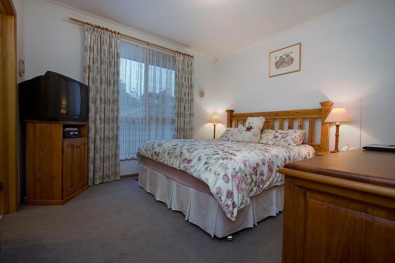 6 Woodview Place, KNOXFIELD VIC 3180, Knoxfield - Thumbnail 5
