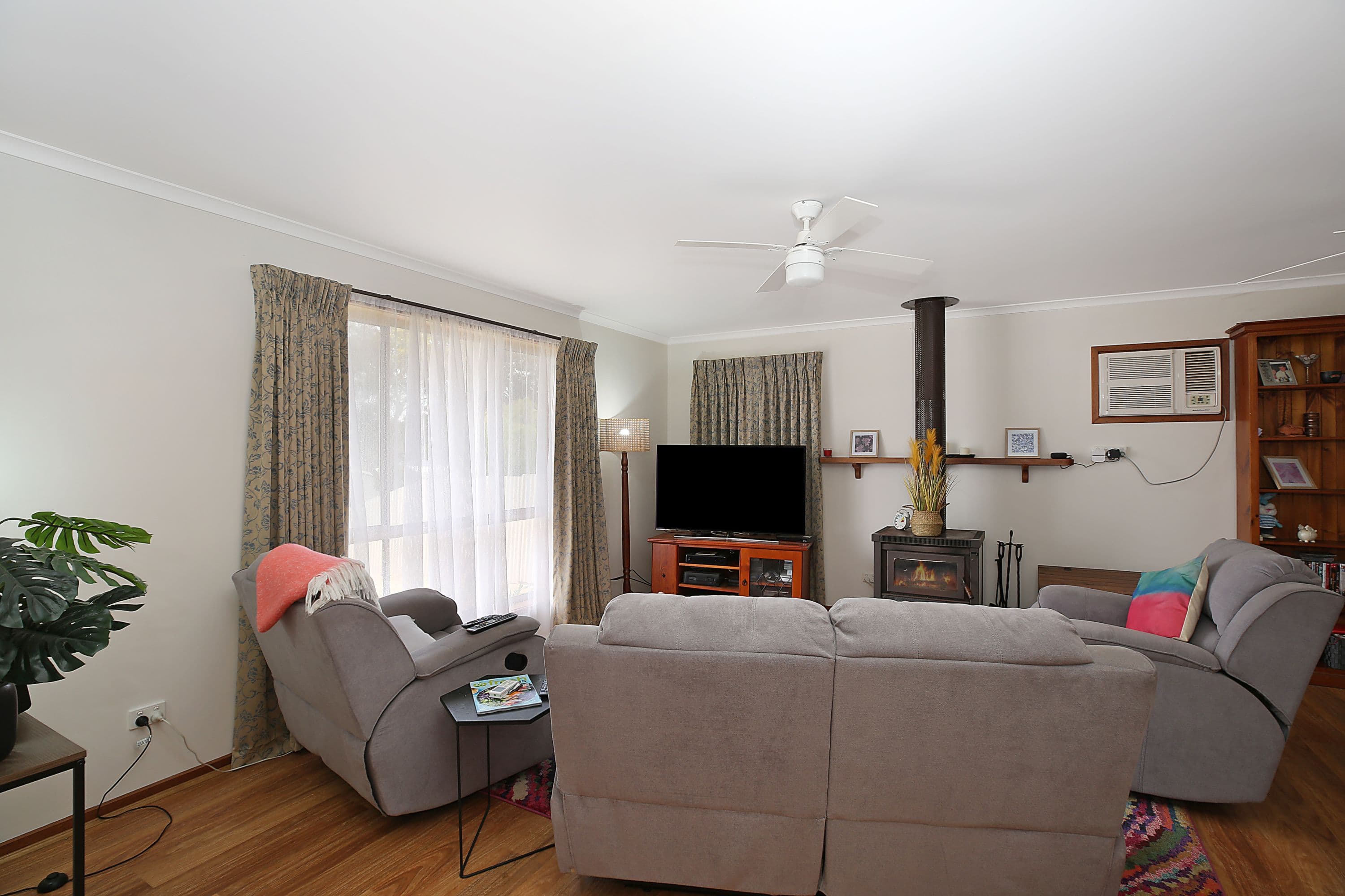 15 Gray Street, Lismore VIC 3324, Lismore - Thumbnail 3