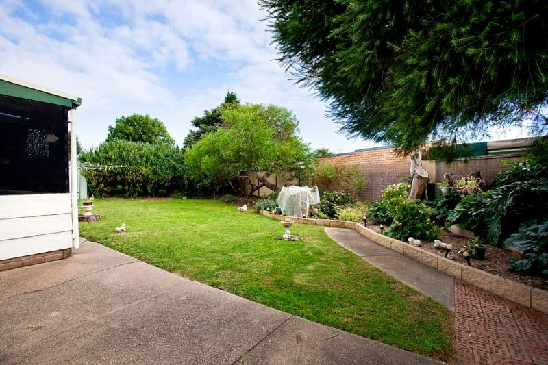 2 Clive Court, CORIO VIC 3214, Corio - Thumbnail 8
