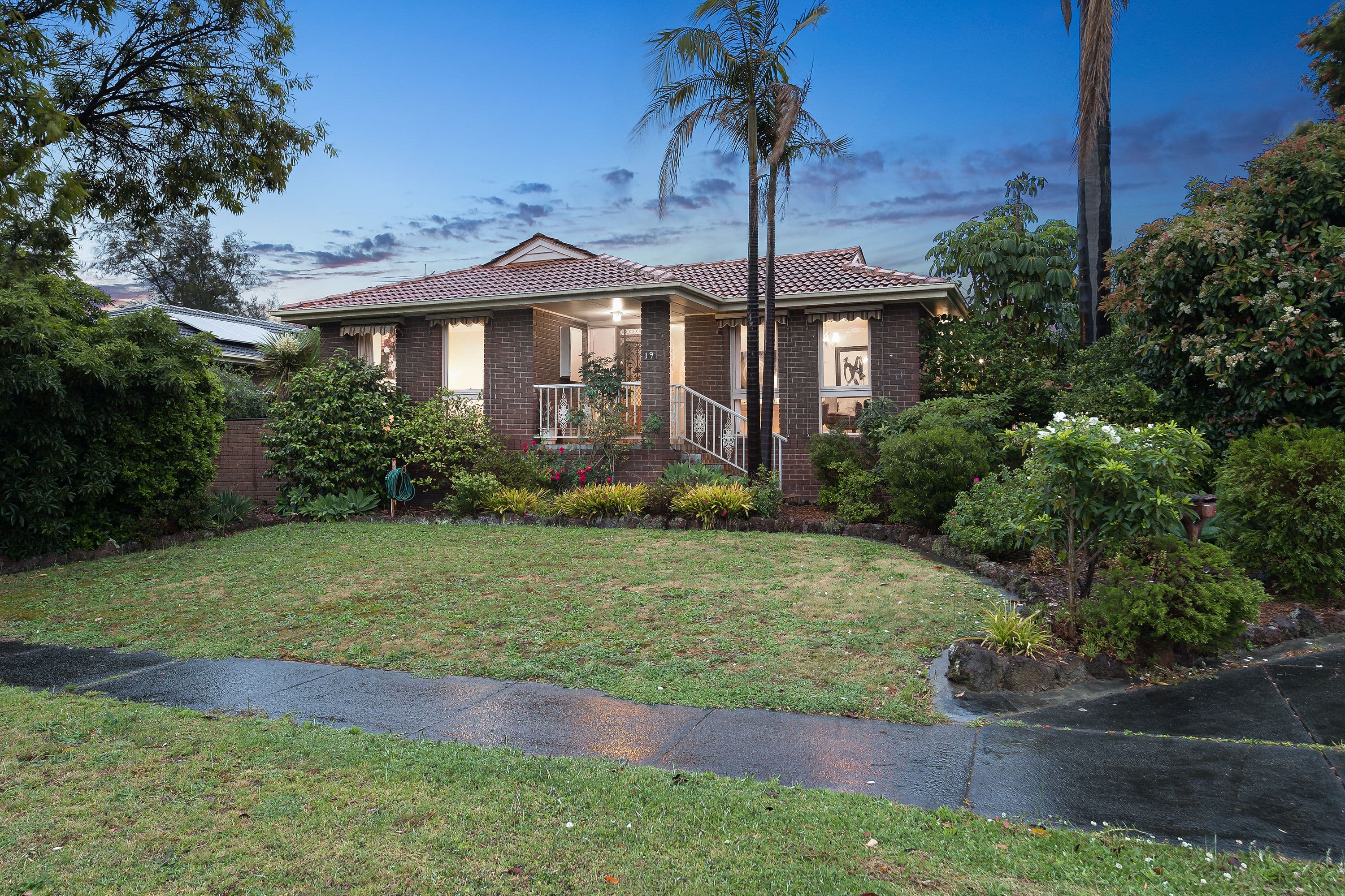 19 Brougham Square, Mulgrave VIC 3170, Mulgrave - Image 1