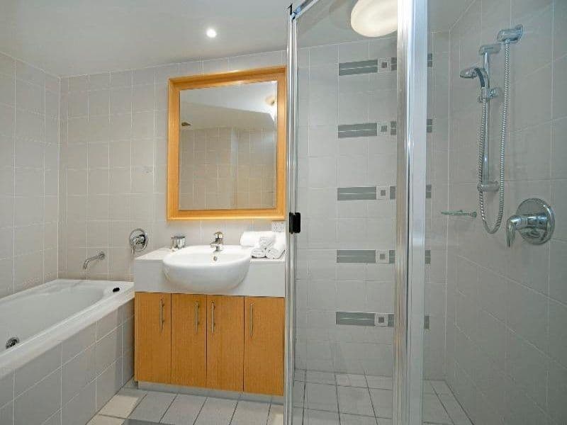 8433 Magnolia Drive East, HOPE ISLAND QLD 4212, Hope Island - Thumbnail 7