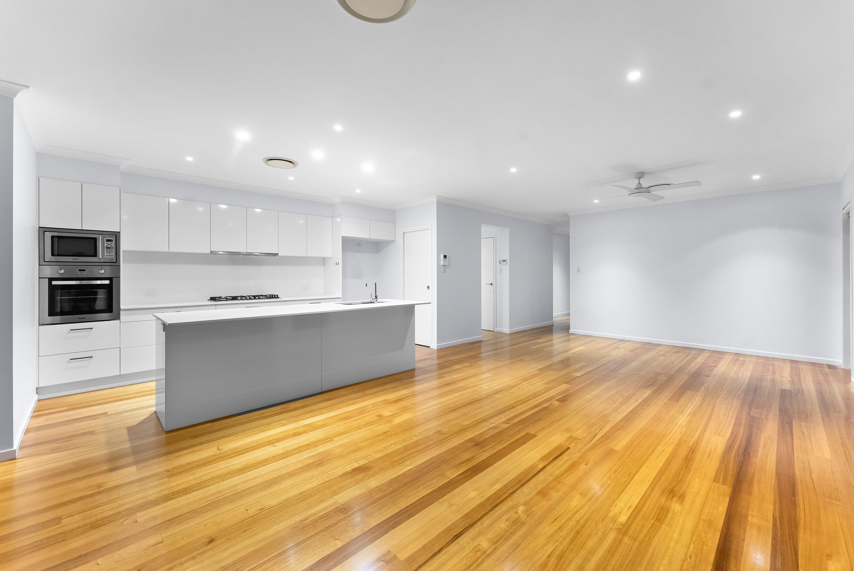6 Troon Street, North Lakes QLD 4509, North Lakes - Thumbnail 3