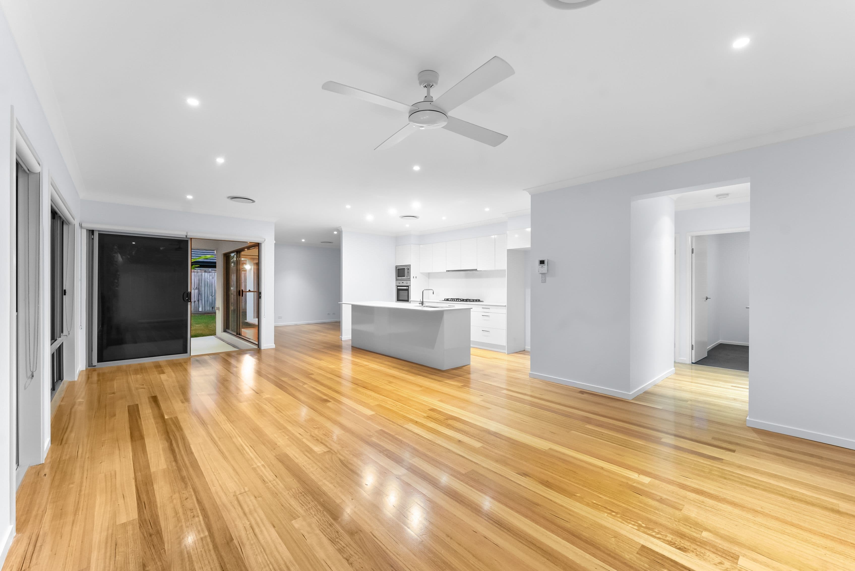 6 Troon Street, North Lakes QLD 4509, North Lakes - Thumbnail 5