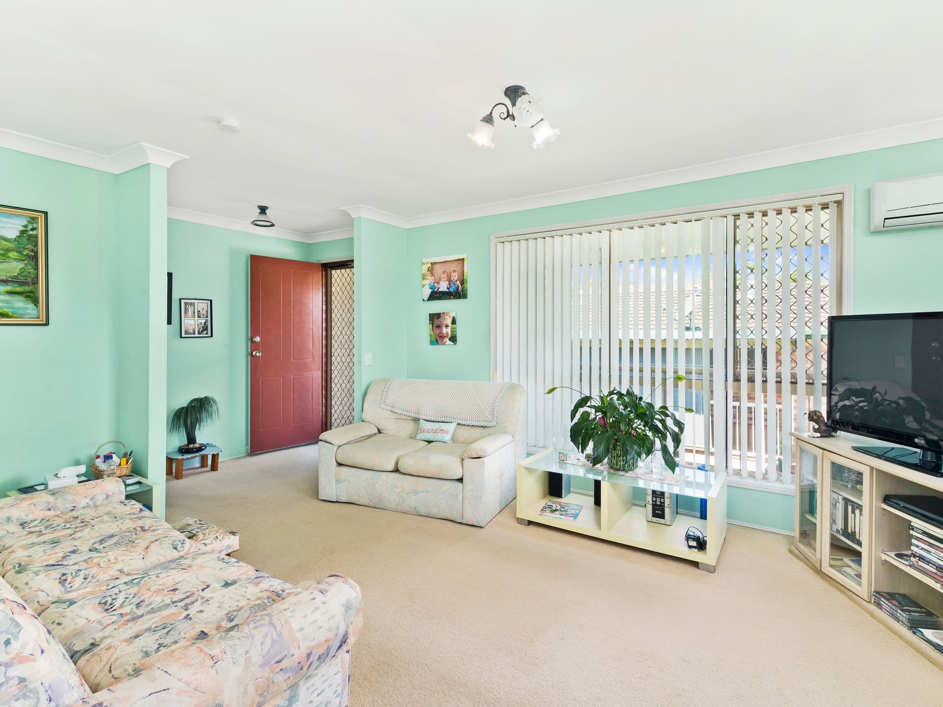 22 Kalmia Court, Elanora QLD 4221, Elanora - Thumbnail 3