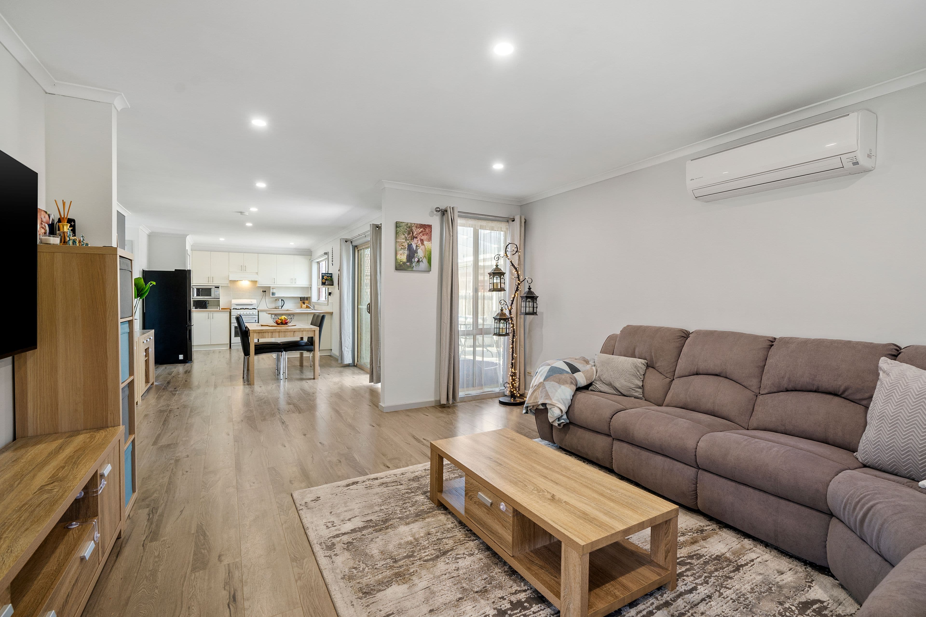 8 Joseph Court, Pakenham VIC 3810, Pakenham - Thumbnail 5