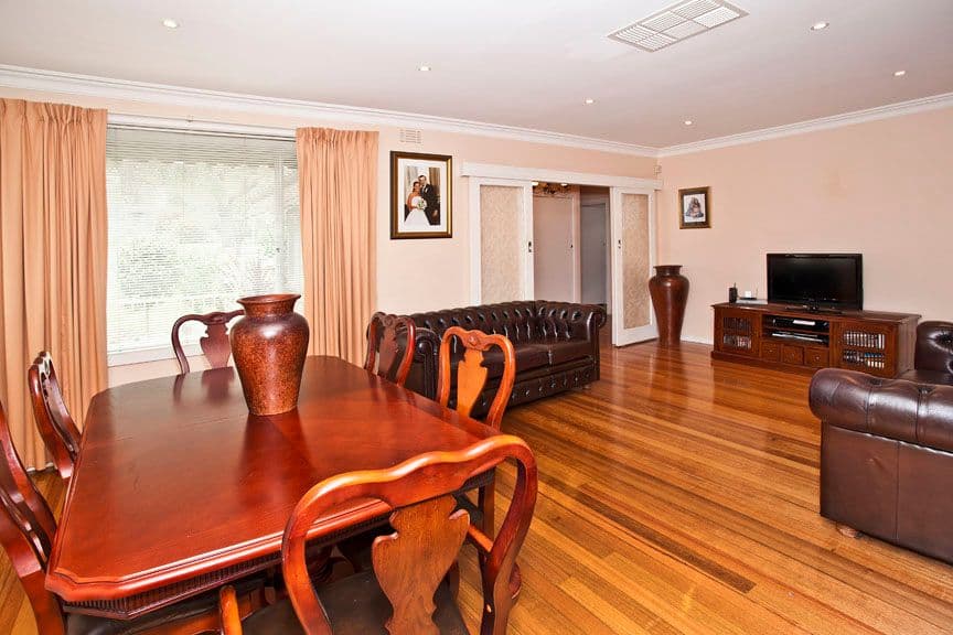 5 Cootamundra Drive, WHEELERS HILL VIC 3150, Wheelers Hill - Thumbnail 3
