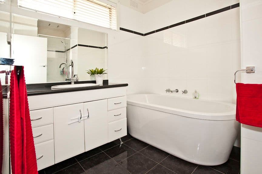 5 Cootamundra Drive, WHEELERS HILL VIC 3150, Wheelers Hill - Thumbnail 8