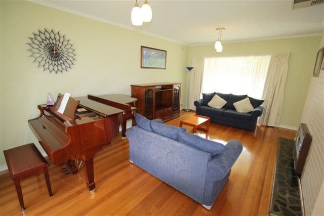 58 Flockhart Avenue, VALLEY VIEW SA 5093, Valley View - Thumbnail 5