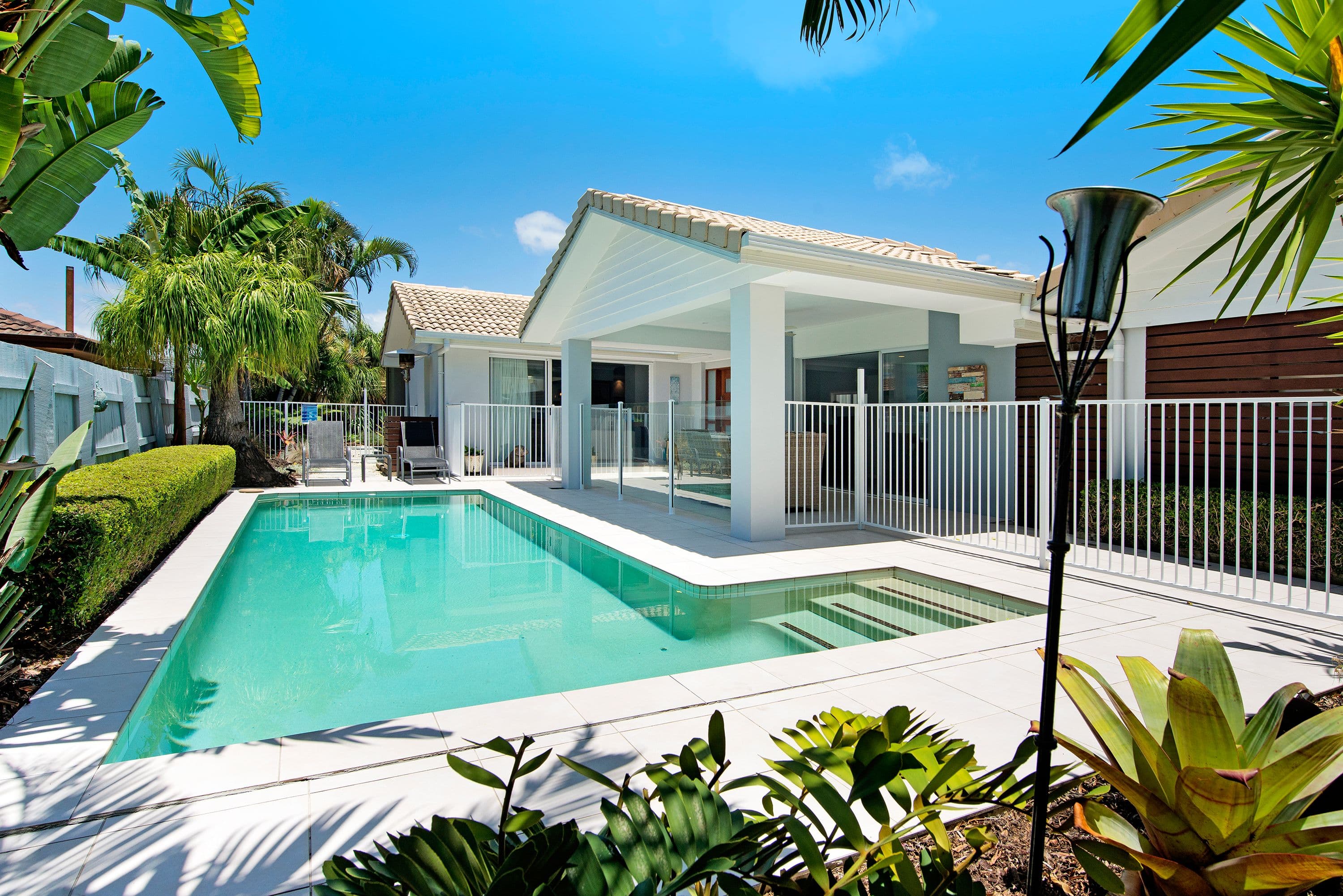 22 Sophie Avenue, Broadbeach Waters QLD 4218, Broadbeach Waters - Image 1