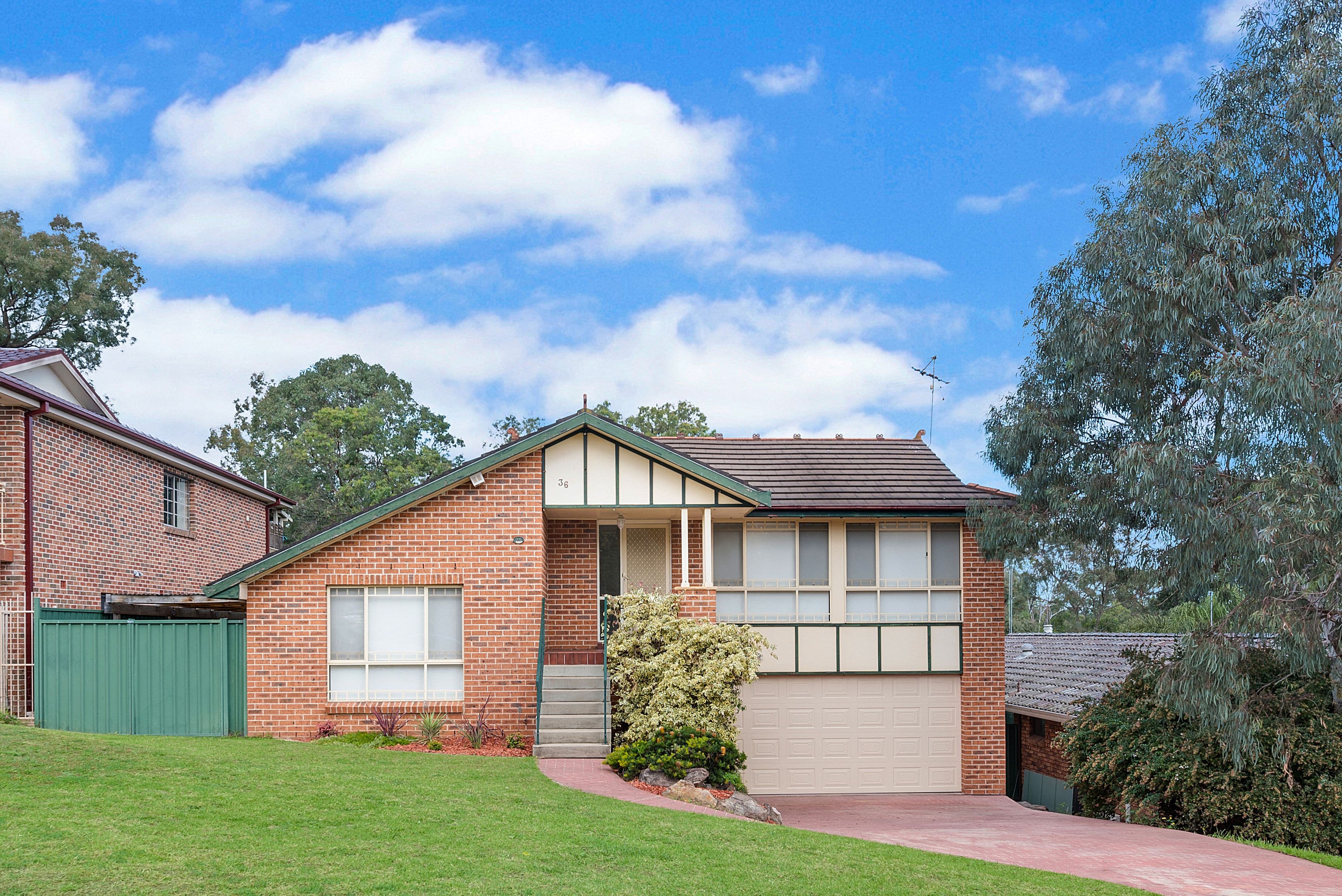 36 Bainbridge Avenue, Ingleburn - Image 1