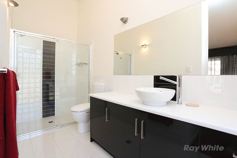 31 William Street, Clare SA 5453, Clare - Thumbnail 4