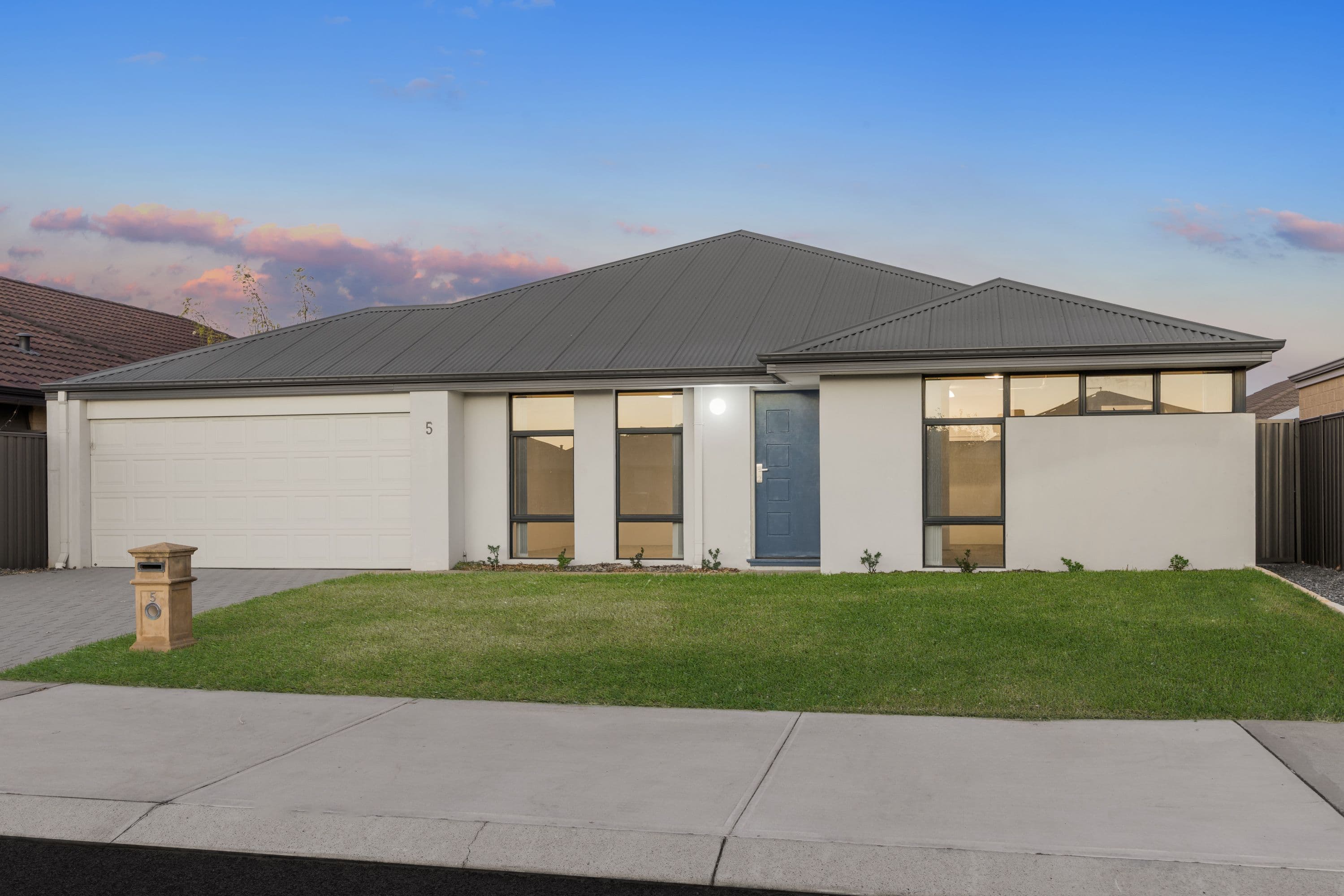 5 Tourmaline Boulevard, Byford WA 6122, Byford - Thumbnail 2