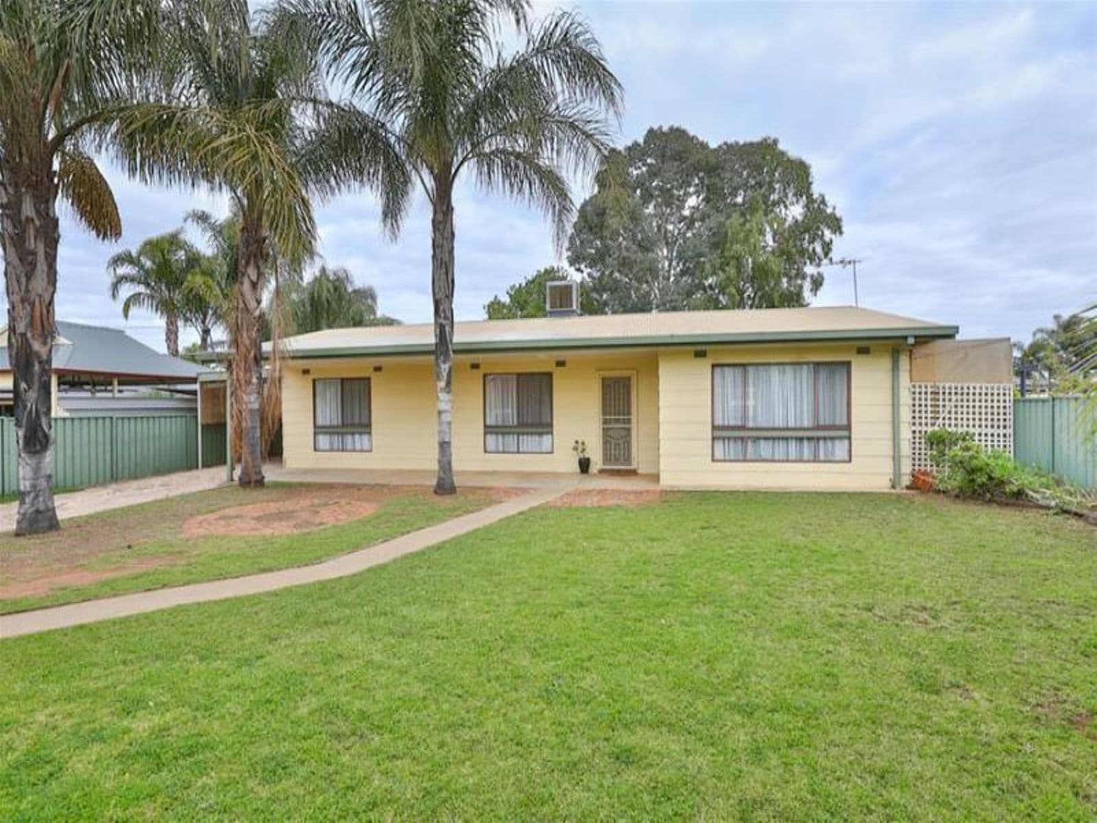 16 Elouera Drive, Irymple - Image 1
