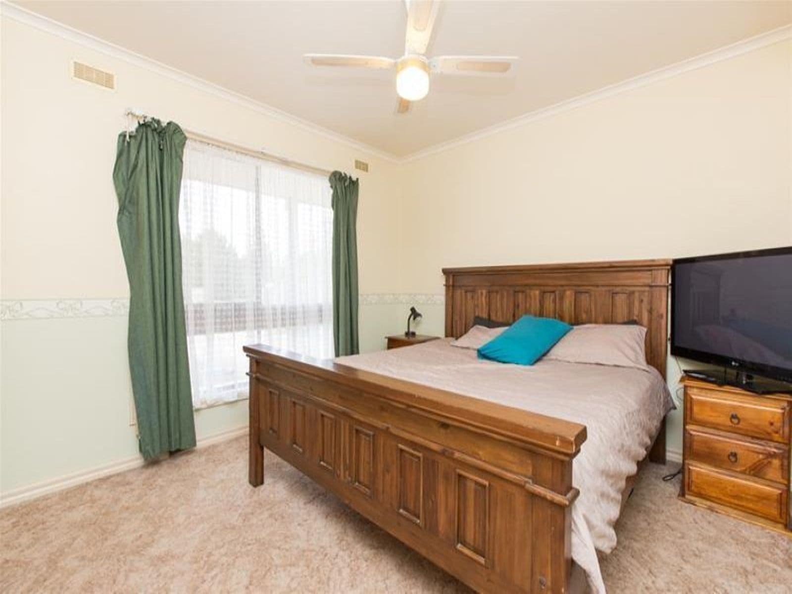 16 Elouera Drive, Irymple - Thumbnail 7