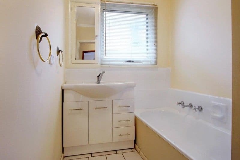 38 and 38A Myrtle Street, NOBLE PARK VIC 3174, Noble Park - Thumbnail 8