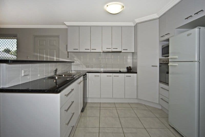65 Kearney Street, KEARNEYS SPRING QLD 4350, Kearneys Spring - Thumbnail 4