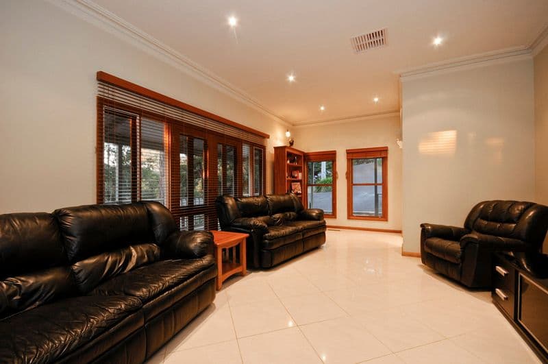 72 Old Gippsland Road, LILYDALE VIC 3140, Lilydale - Thumbnail 4