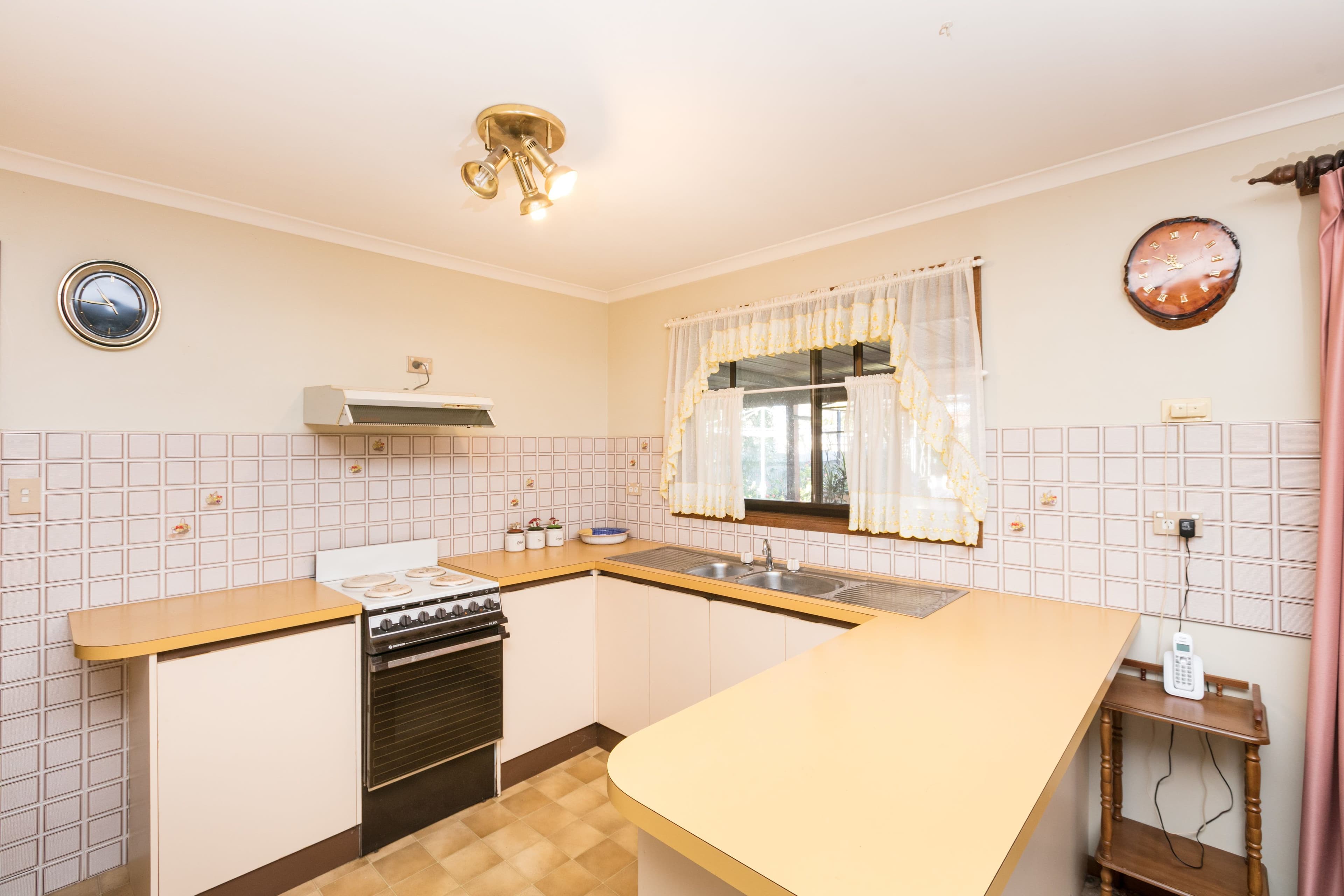 9 Swan Place, Mildura VIC 3500, Mildura - Thumbnail 2