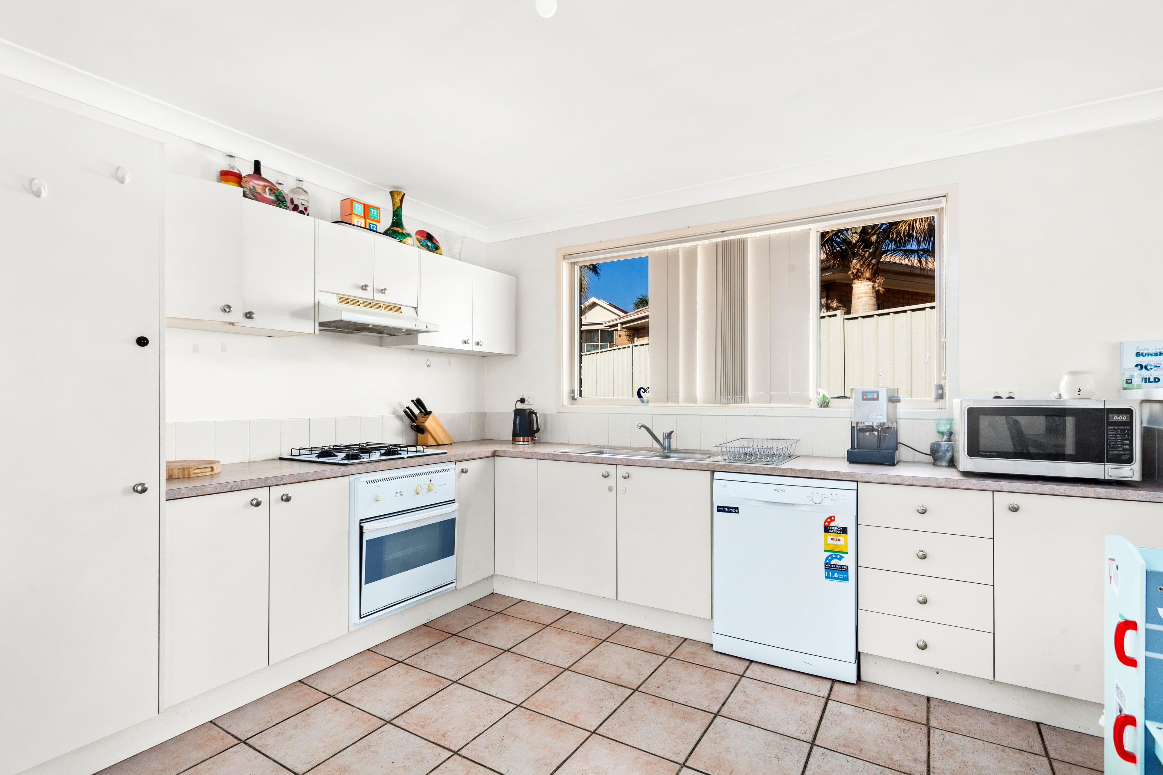5 Freya Court, Shell Cove - Thumbnail 2