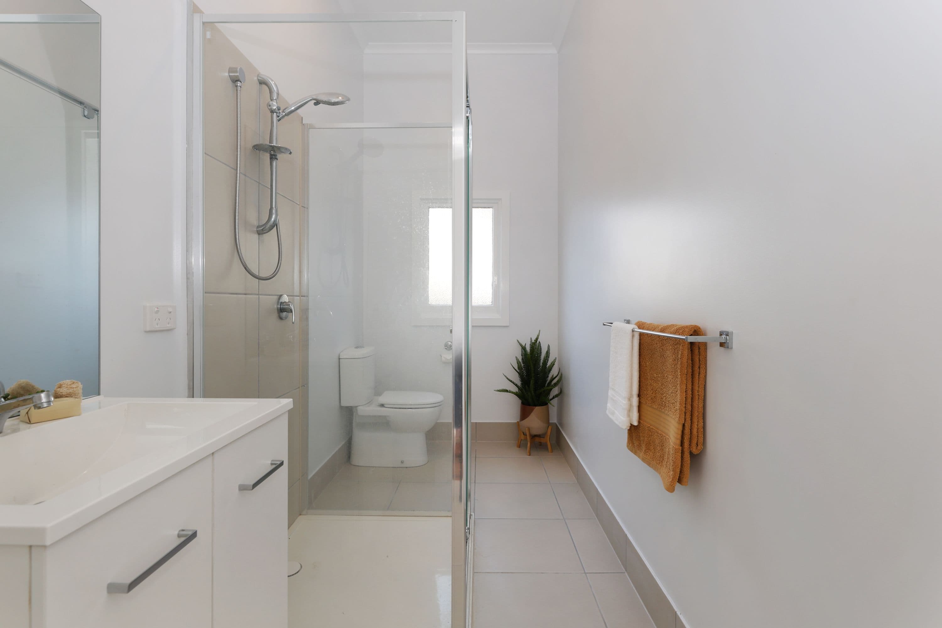 8 Elsinore Street Colac, Colac VIC 3250, Colac - Thumbnail 6