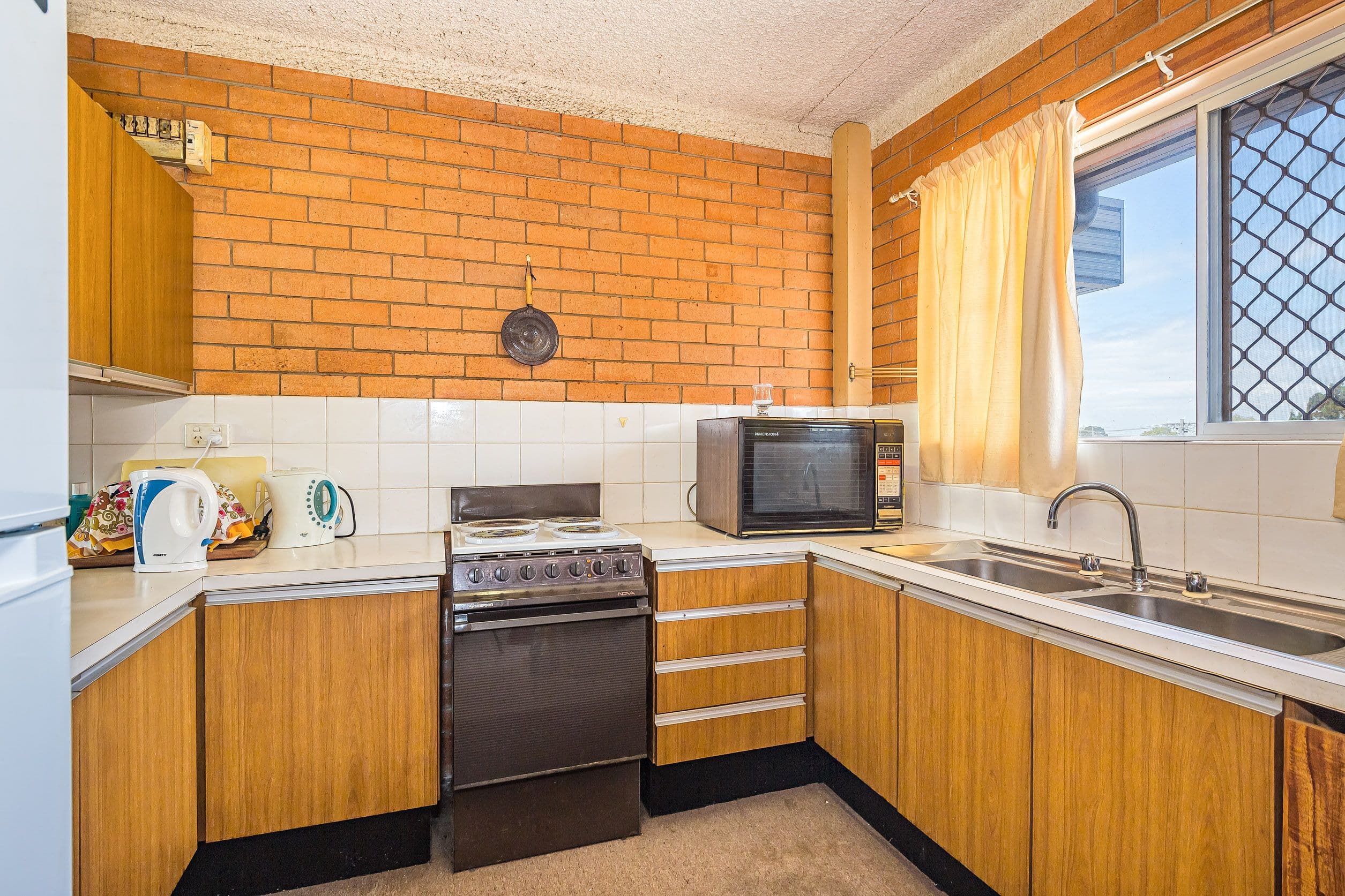13 Ferguson Avenue, Bongaree QLD 4507, Bongaree - Thumbnail 7