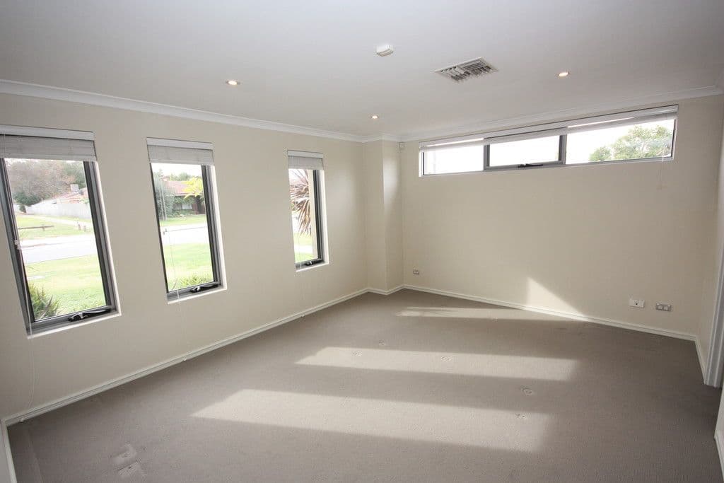 34 Deschamp Road, Morley WA 6062, Morley - Thumbnail 3