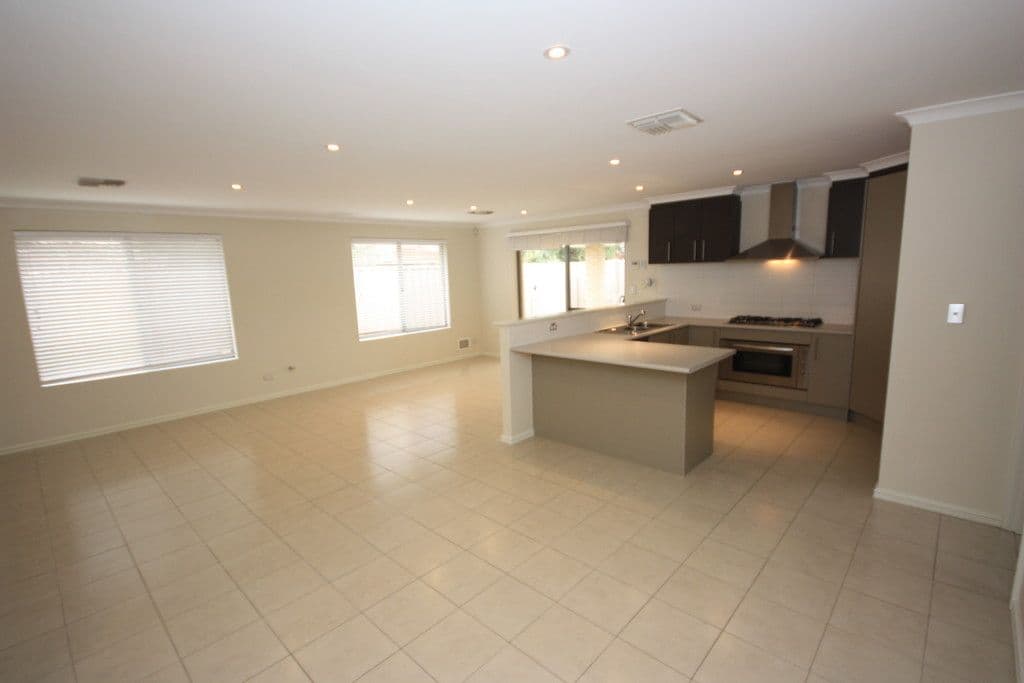 34 Deschamp Road, Morley WA 6062, Morley - Thumbnail 7