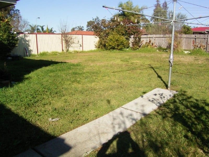 62 Birdwood Avenue, DOONSIDE NSW 2767, Doonside - Thumbnail 2