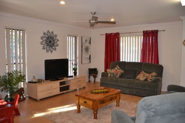 1 Fanning Court, Pacific Pines QLD 4211, Pacific Pines - Thumbnail 2