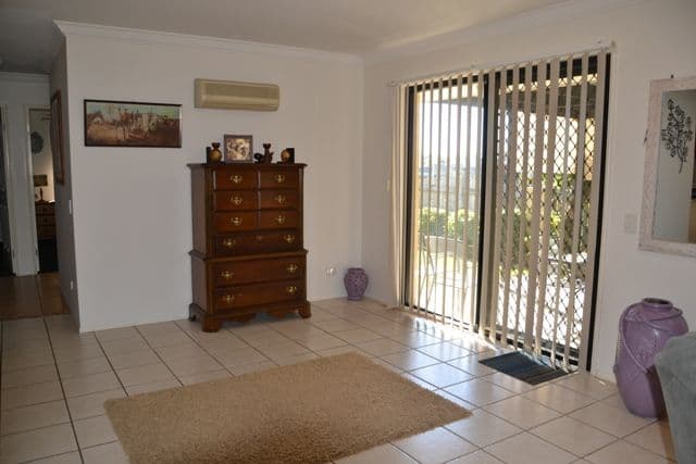 1 Fanning Court, Pacific Pines QLD 4211, Pacific Pines - Thumbnail 4