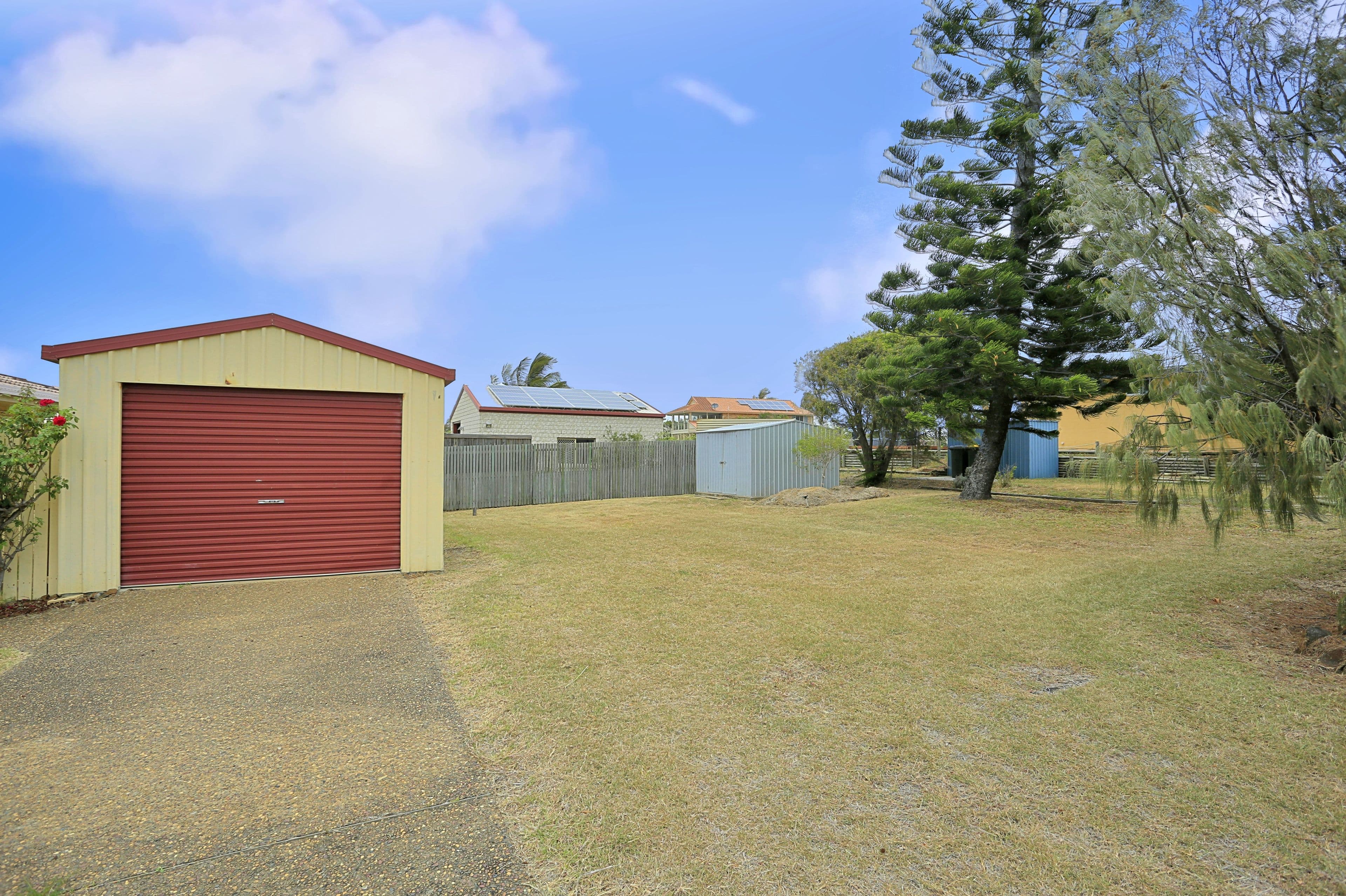 1 Tarni Street, Coral Cove QLD 4670, Coral Cove - Thumbnail 3