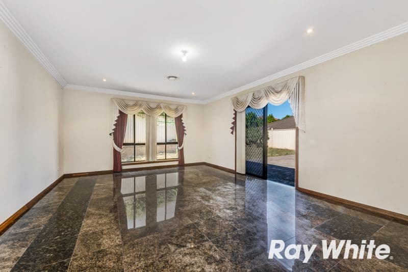 15 Julian Close, Kellyville - Thumbnail 8