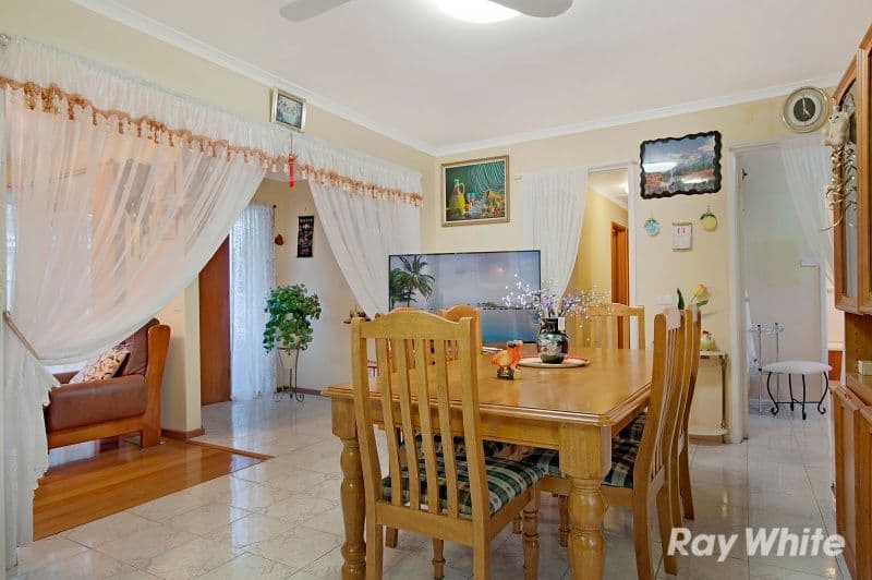 10 Ryecroft Court, Noble Park North VIC 3174, Noble Park North - Thumbnail 4