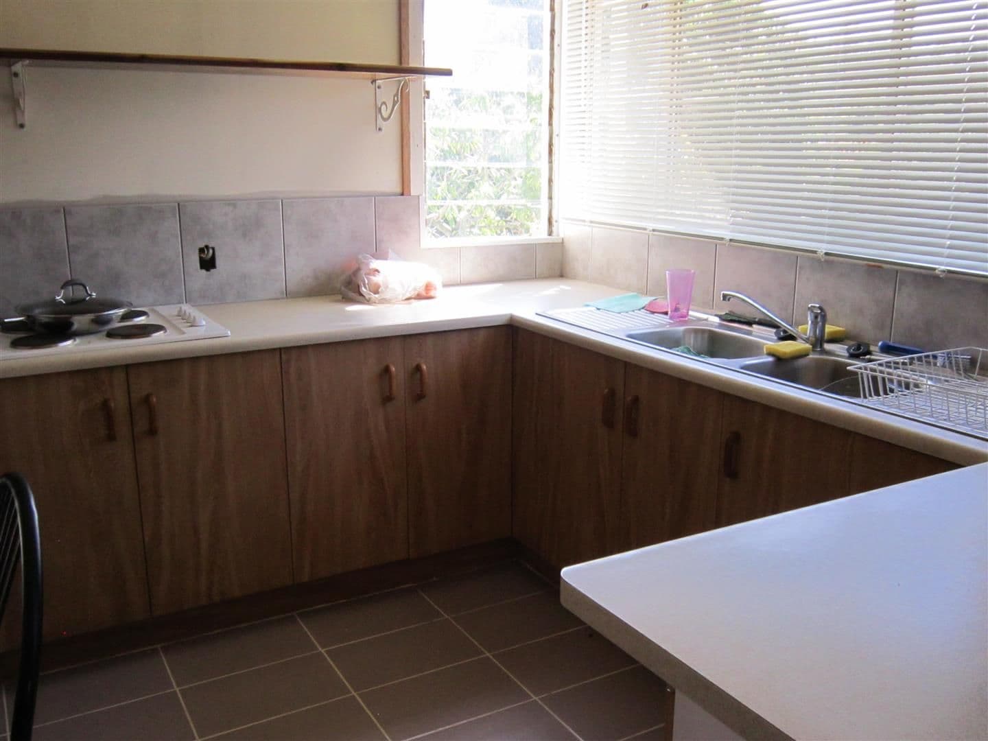 59 Dee Street, Mount Morgan QLD 4714, Mount Morgan - Thumbnail 2