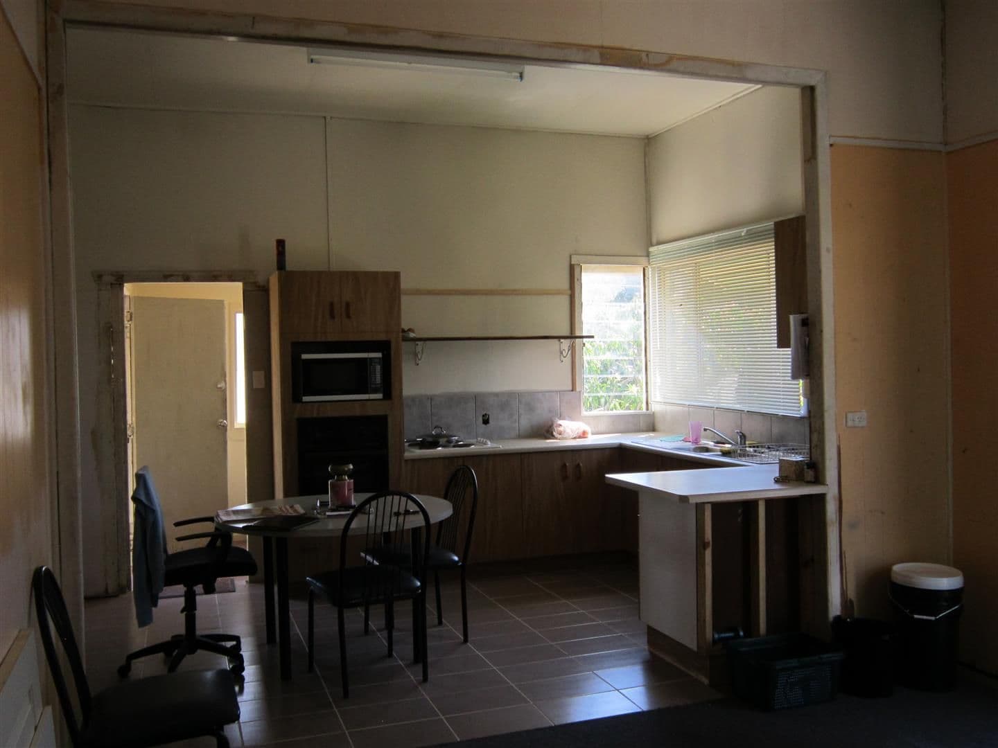 59 Dee Street, Mount Morgan QLD 4714, Mount Morgan - Thumbnail 5