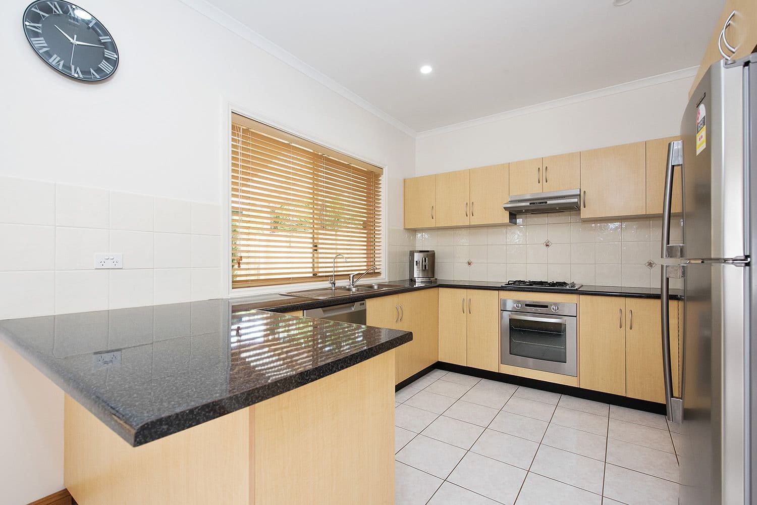 19a Gleneagles Court, Seaton SA 5023, Seaton - Thumbnail 3