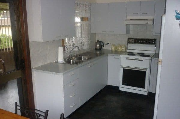 15 Williamson Crescent, WARWICK FARM NSW 2170, Warwick Farm - Thumbnail 2