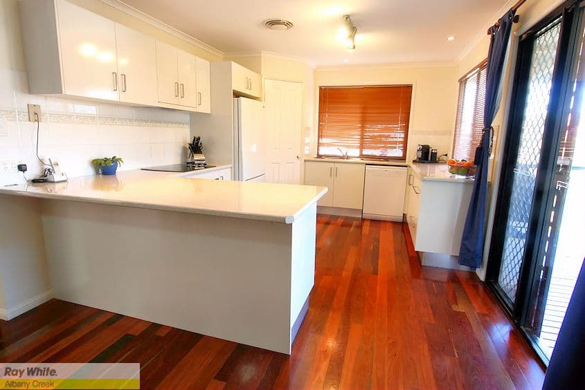 5 Renae Court, EATONS HILL QLD 4037, Eatons Hill - Thumbnail 4