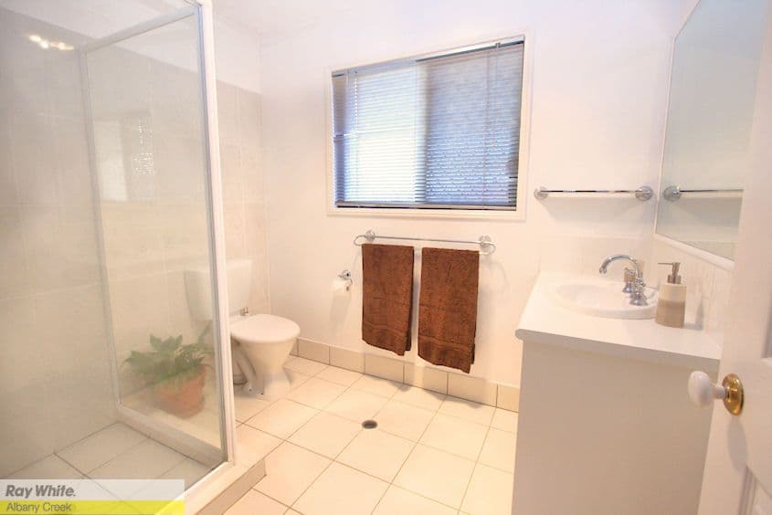 5 Renae Court, EATONS HILL QLD 4037, Eatons Hill - Thumbnail 7