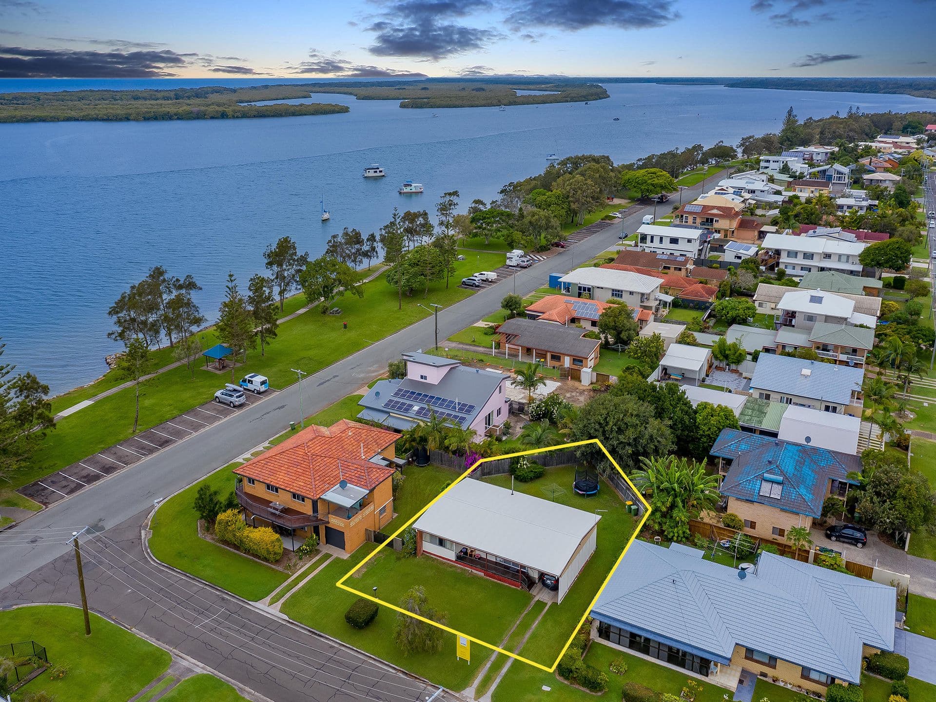 2 Roy Street, Golden Beach QLD 4551, Golden Beach - Image 1