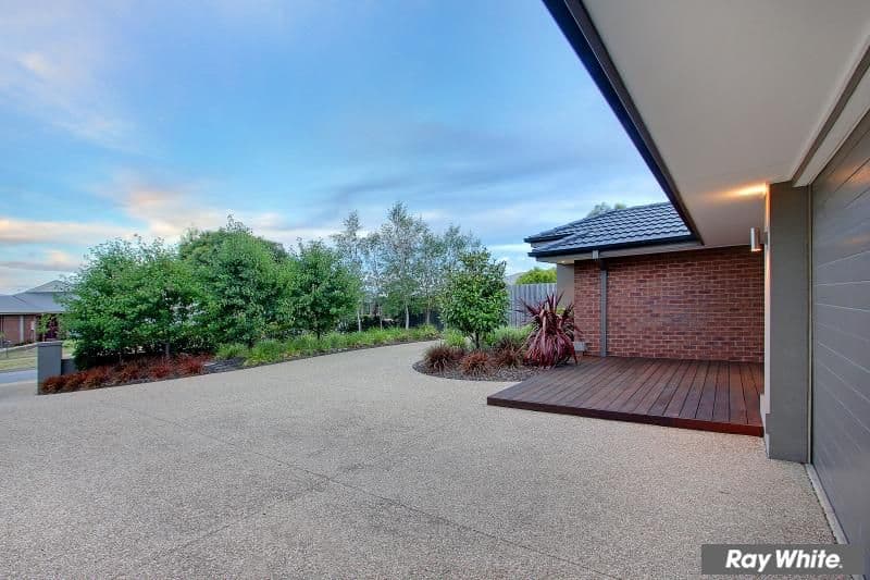 19 Katherine Court, MORNINGTON VIC 3931, Mornington - Thumbnail 3