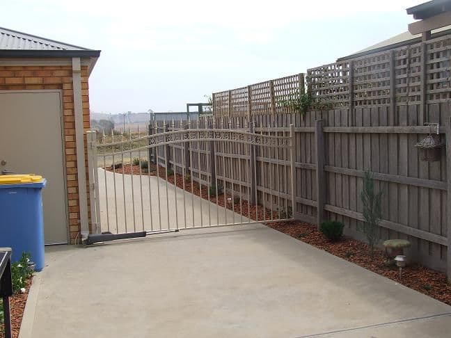 14  Dudley Street, WALLAN VIC 3756, Wallan - Thumbnail 7